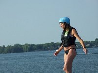 Elle marche sur l'eau..