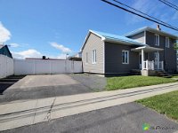 entree-maison-a-vendre-st-bruno-lac-st-jean-quebec-province-
