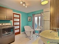 Salle de bain au RC